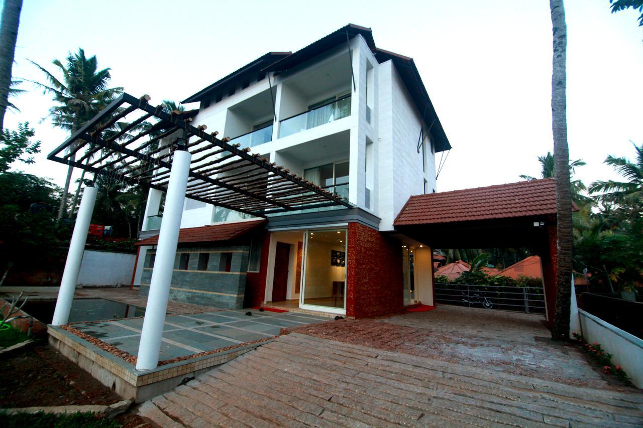 Palan Beach सहारा Varkala
