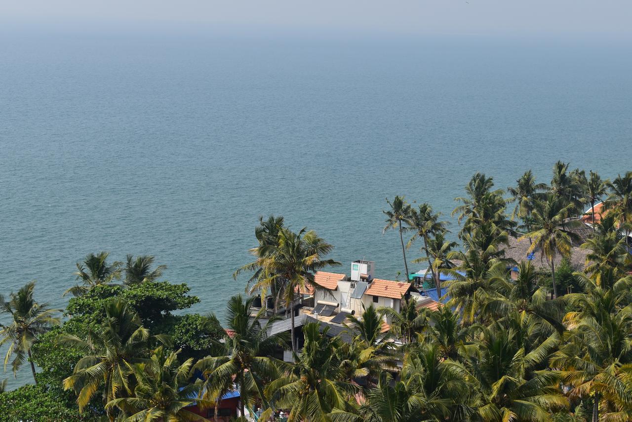 Palan Beach सहारा 3*